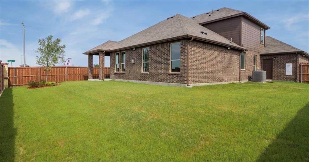 2320 Coyote Way