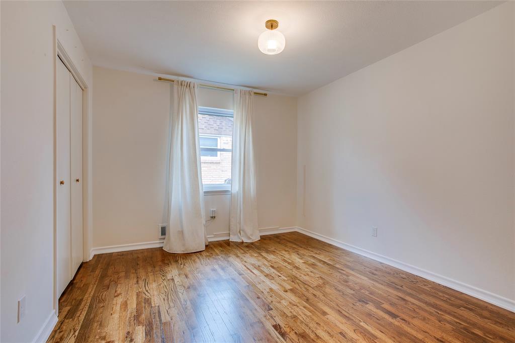 Eastwood 03 - Residential