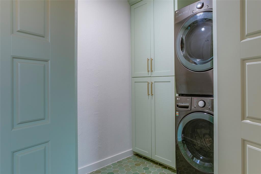 Eastwood 03 - Residential