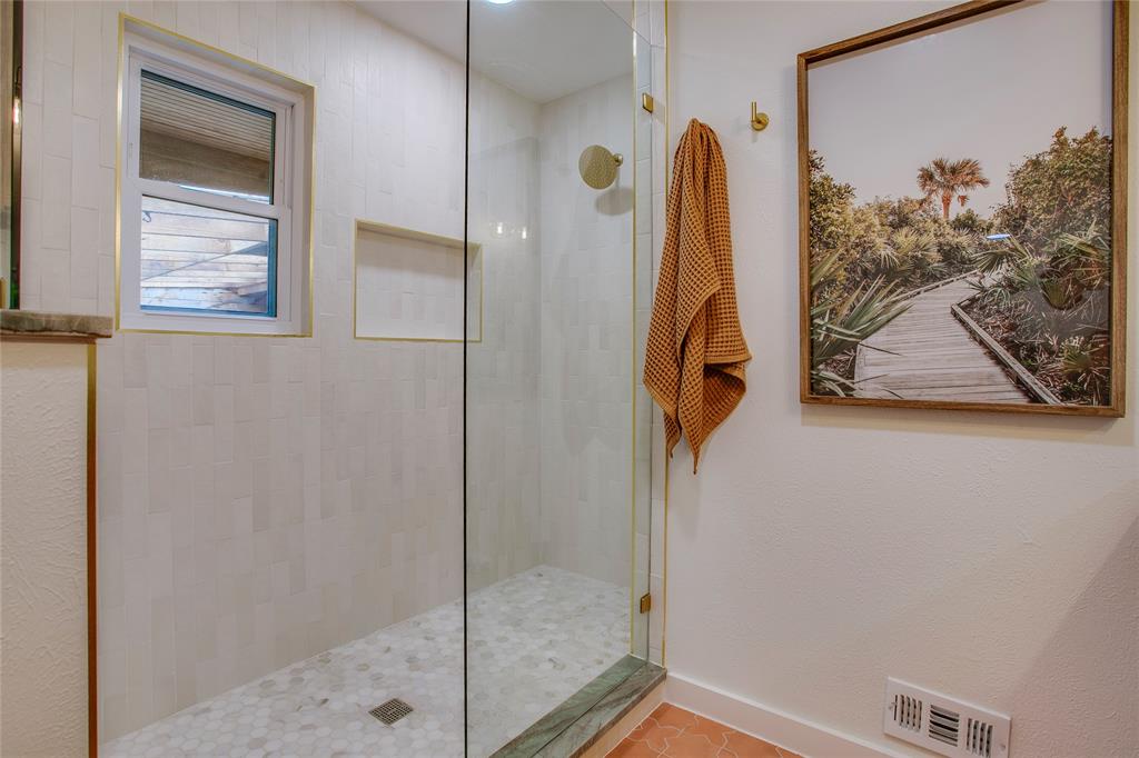 Eastwood 03 - Residential