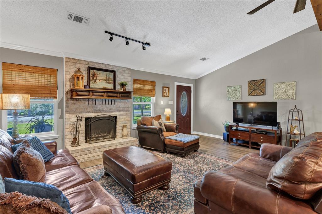 Decordova Bend Estate - Residential