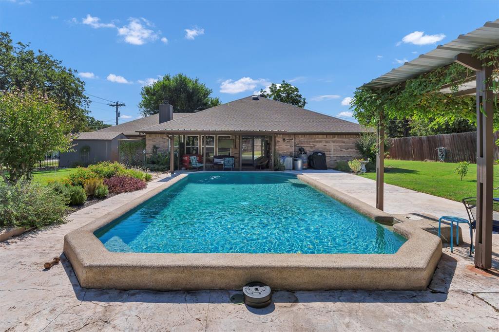 Decordova Bend Estate - Residential