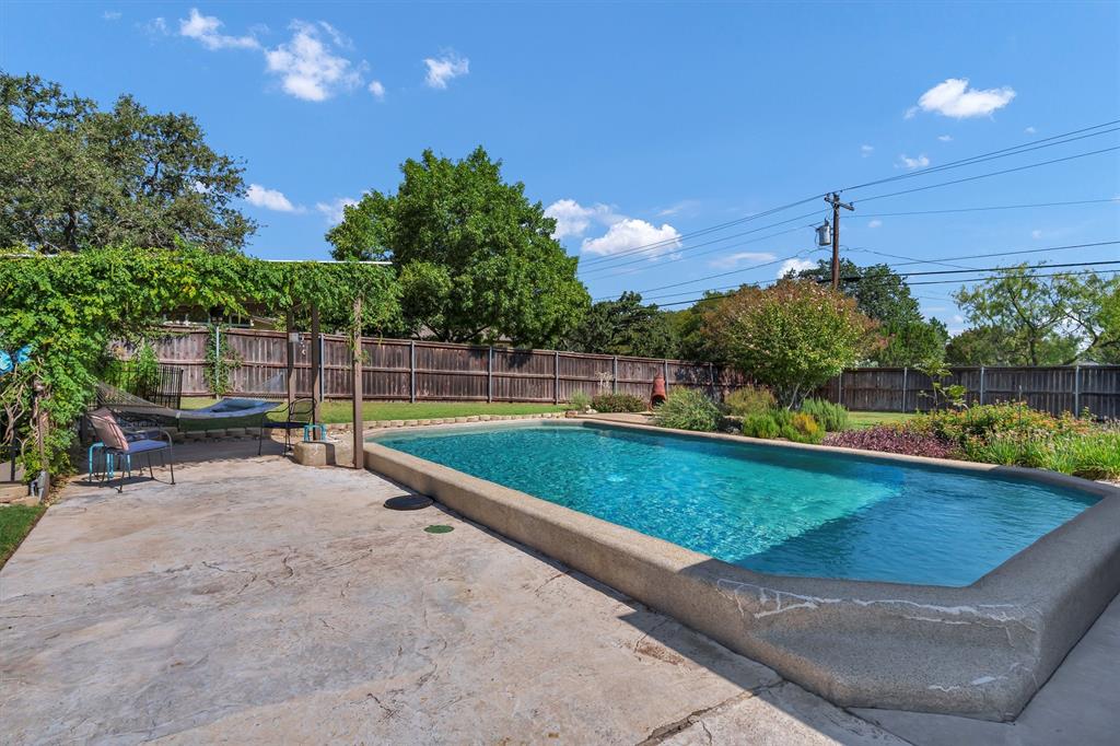 Decordova Bend Estate - Residential