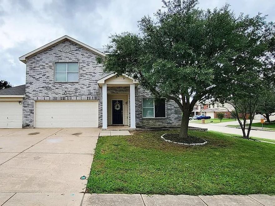 Stunning Renovated Home on Oversized Corner Lot in Saddlebrook Estates

Welcome to 334 Saddlebrook Drive, a beautifully updated 4-bedroom, 2.5-bathroom residence offering nearly 3,000 sq ft of luxurious living space in the heart of Krum, TX. Situated on a desirable oversized corner lot, this home features a spacious 3-car garage, fenced backyard, and modern upgrades throughout.

Interior Highlights

Open-concept floor plan with abundant natural light
Gourmet kitchen with gleaming granite countertops, island, breakfast bar, and Samsung Bespoke smart appliances
Formal dining room and casual breakfast area
Expansive upstairs bonus-family room perfect for entertainment
Lavish primary suite with dual vanities, large walk-in closet, and linen storage
Upgraded flooring, new carpet, and stylish fixtures throughout