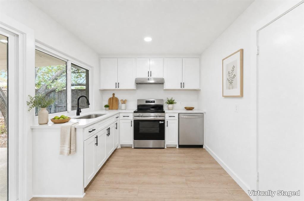 1326 Kingston Drive