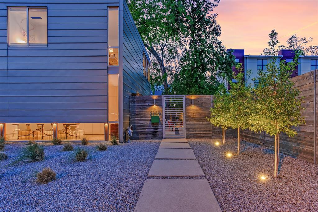 2300 Annex Avenue