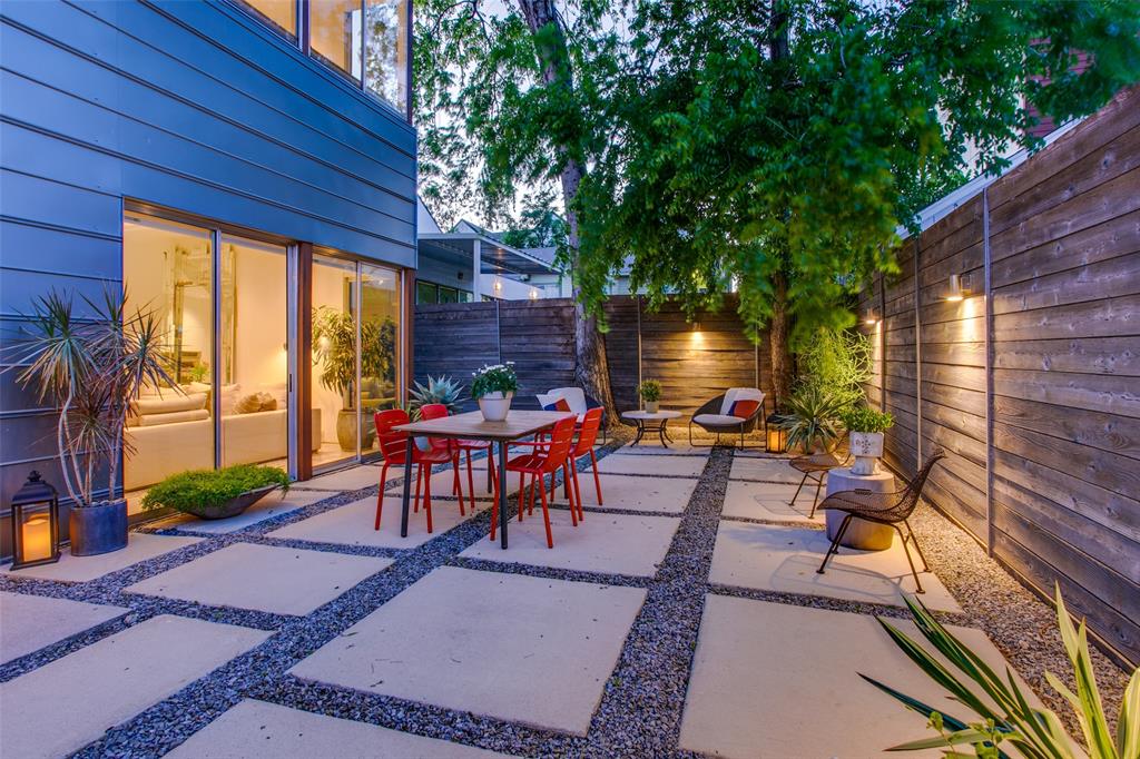2300 Annex Avenue