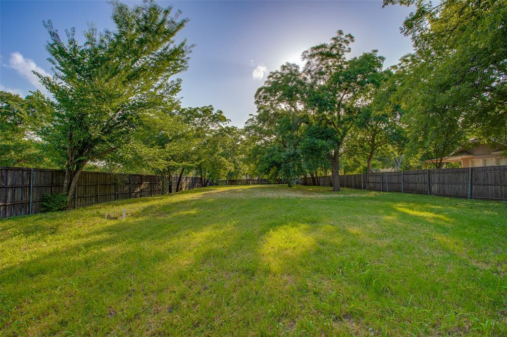 515 Old London Lane