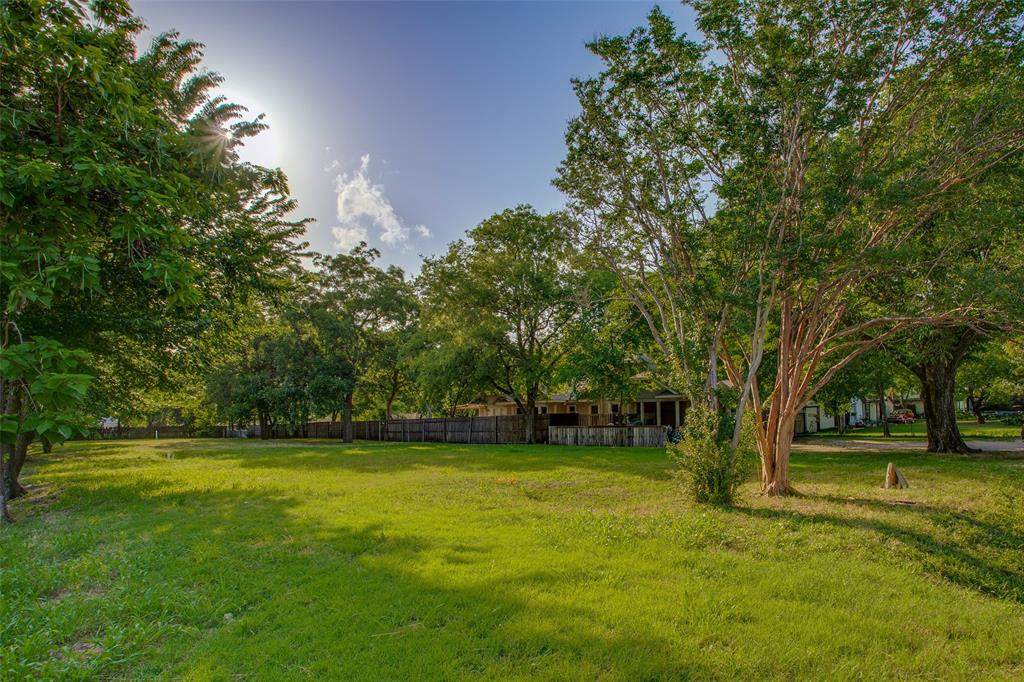 515 Old London Lane
