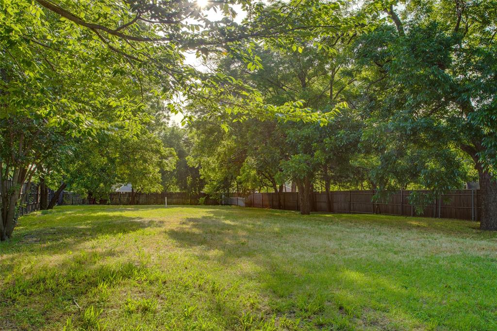 515 Old London Lane