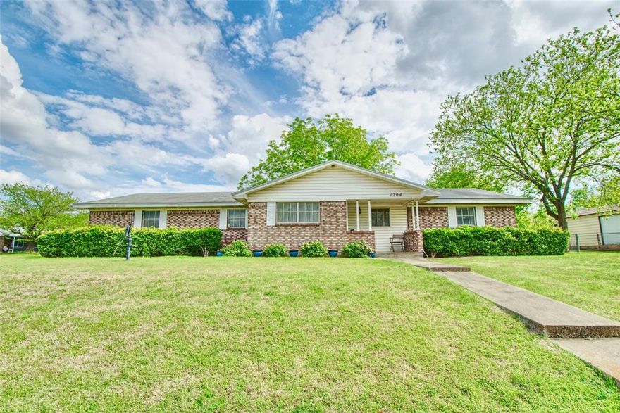 Set on a spacious corner lot in peaceful Bosque County, this charming 3 bedroom, 2 bath home offers the kind of space and comfort families are always looking for.  Built in 1982 and thoughtfully maintained over the years, the home features two separate living area, perfect for movie nights, a kids’ playroom, or giving everyone their own space to unwind. The interior carries warm, original character, creating a cozy, inviting feel from the moment you walk in.  Out back, the large yard is ready for everything from weekend barbecues to backyard games and pets. The detached workshop or man cave adds even more flexibility, whether it’s for hobbies, storage, or a private retreat.