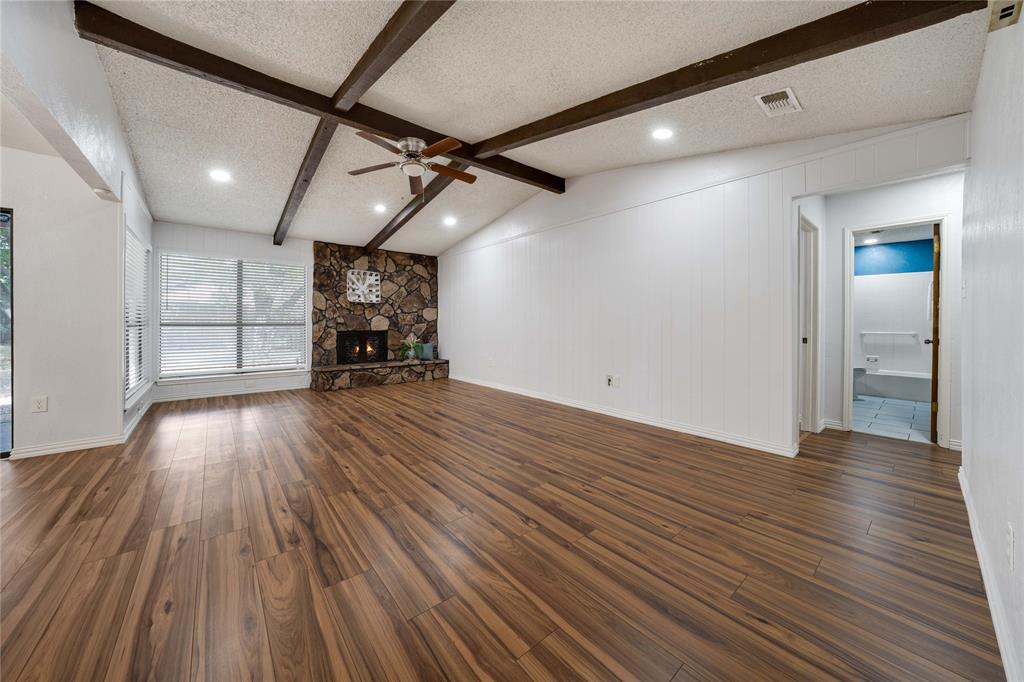 1003 Shana Court