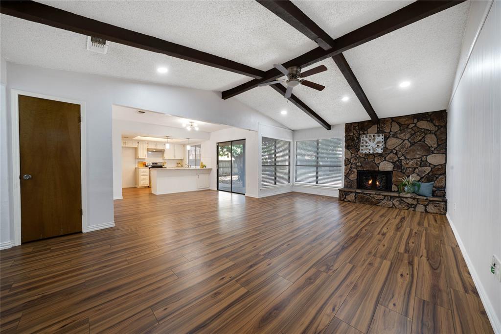 1003 Shana Court