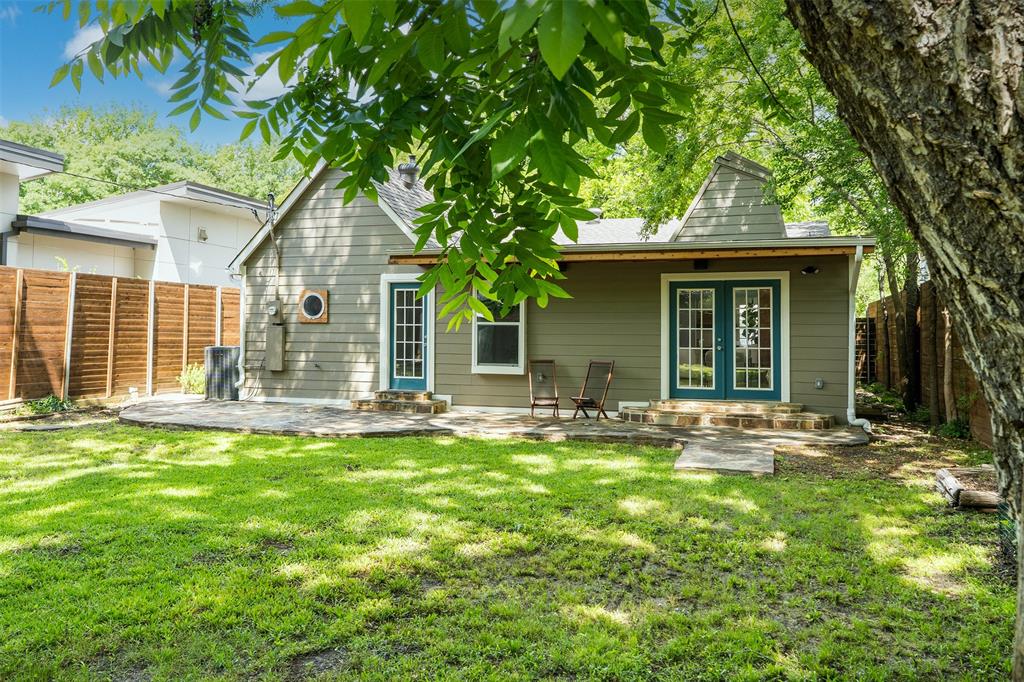 LAKE CREST - Residential