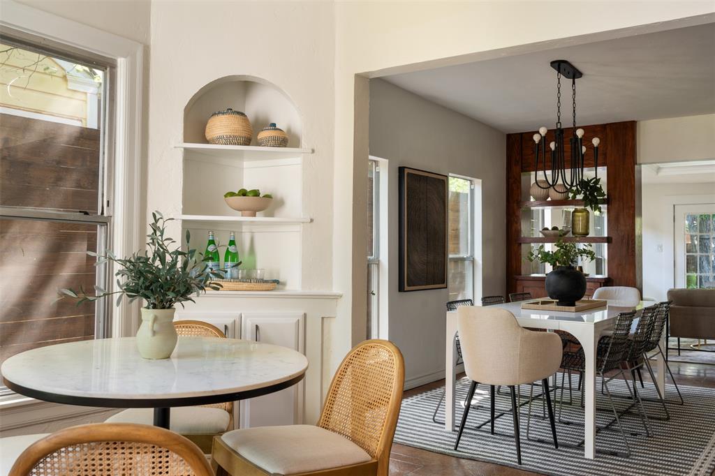 LAKE CREST - Residential