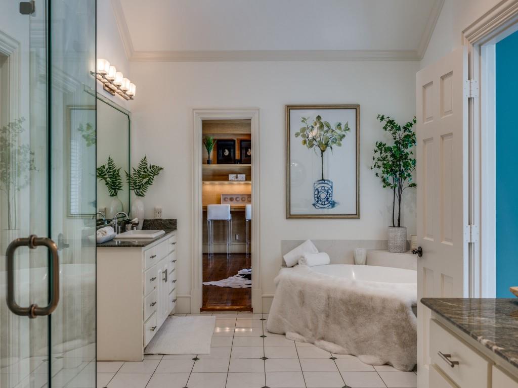 Windsor Place - Residential