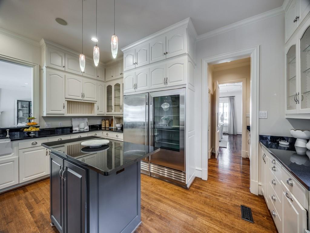 Windsor Place - Residential