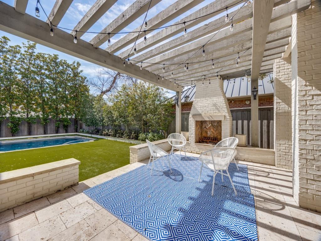 Windsor Place - Residential