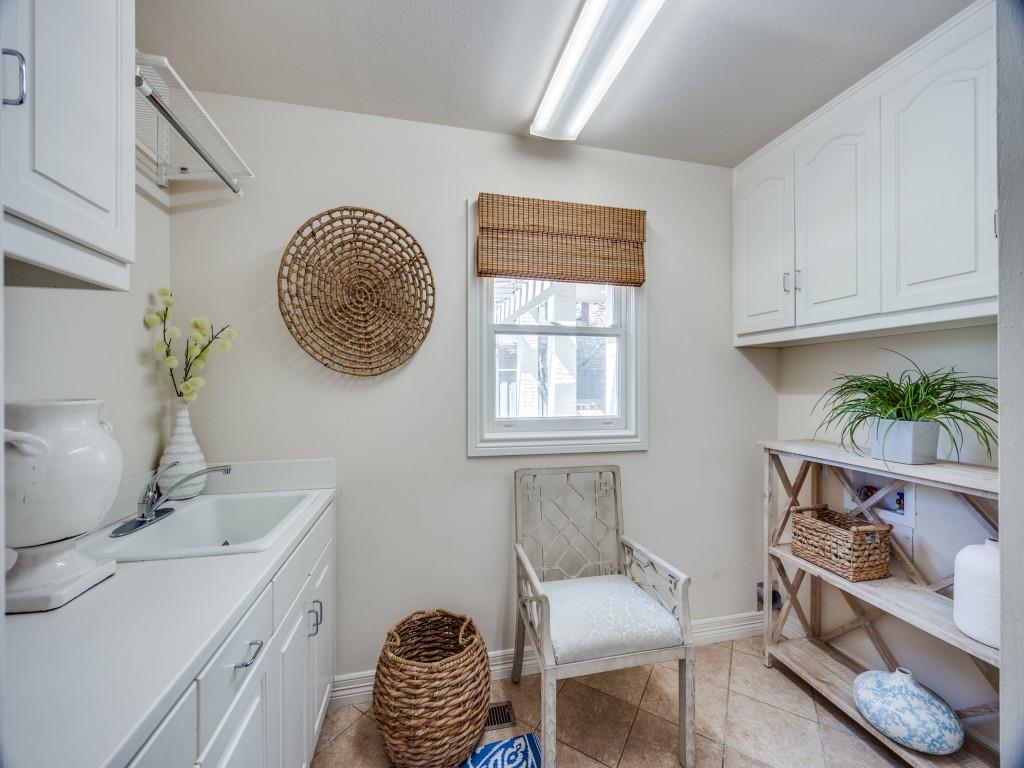 Windsor Place - Residential