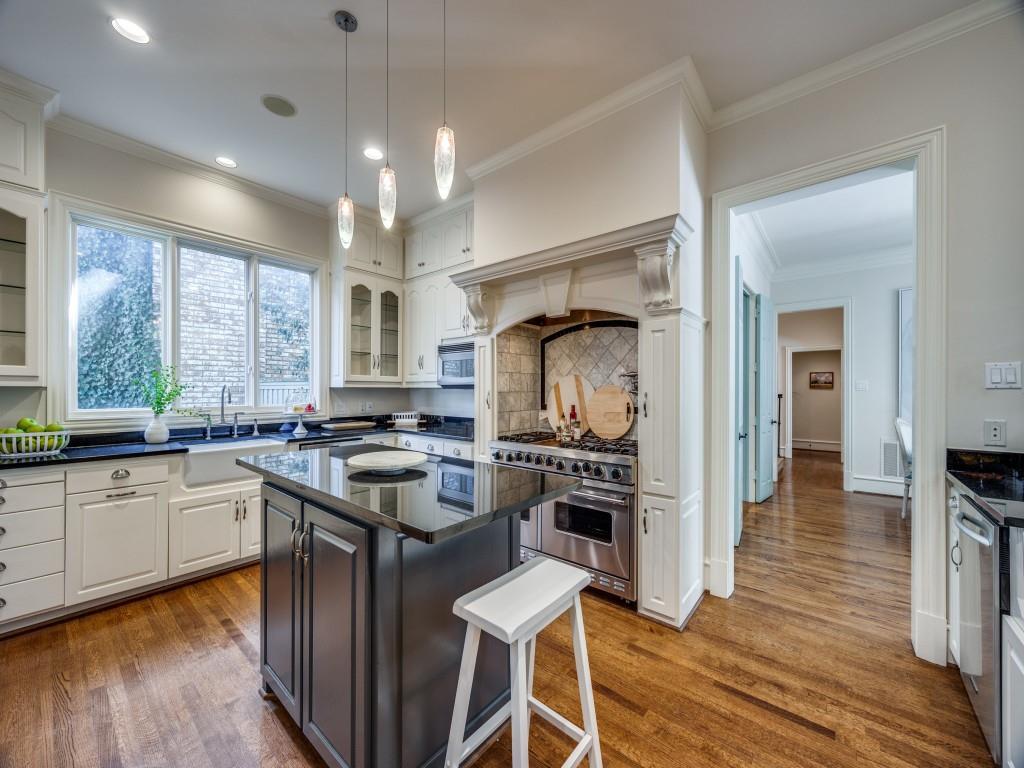 Windsor Place - Residential