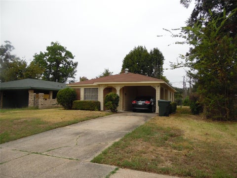 Photo of 4536 Curtis Lane, Shreveport, LA 71109 (MLS # 21403356)