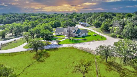 A home in Granbury