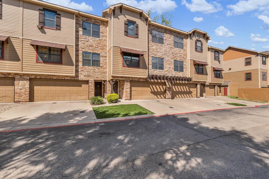 Condo Bandera Ranch Turnbull-Boozer Ph 2 - Residential