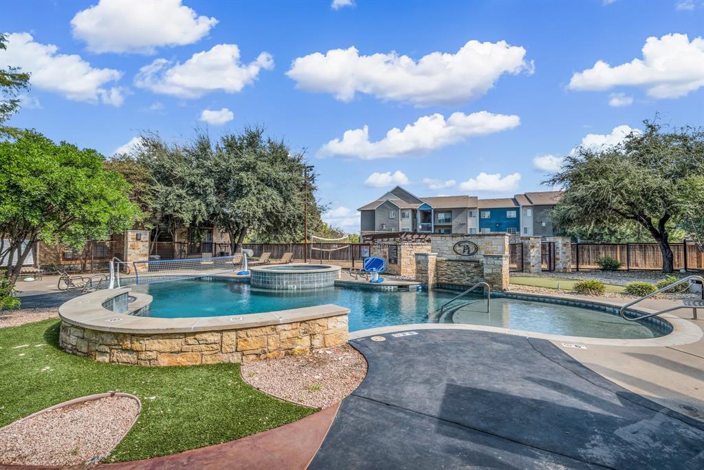 Condo Bandera Ranch Turnbull-Boozer Ph 2 - Residential