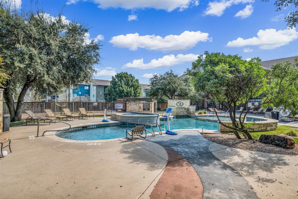 Condo Bandera Ranch Turnbull-Boozer Ph 2 - Residential