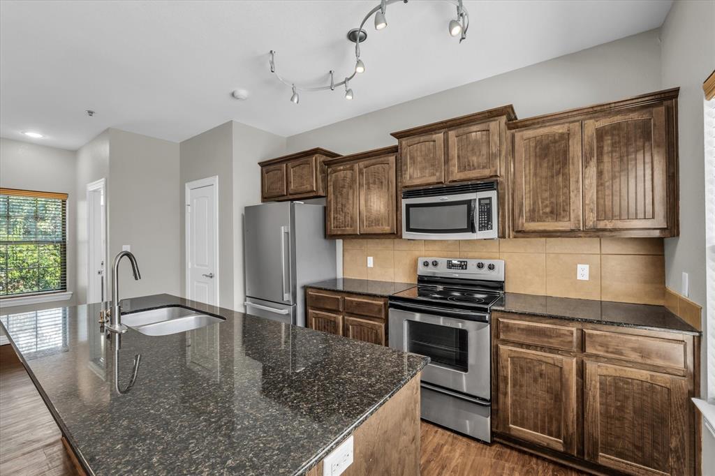 Condo Bandera Ranch Turnbull-Boozer Ph 2 - Residential