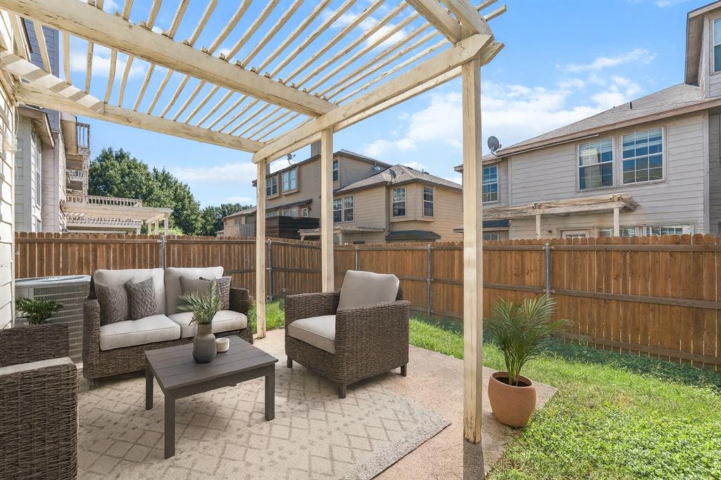 Newport Village At Trinity - Residential