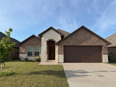 Photo of 805 Hardaway Lane, Greenville, TX 75402 (MLS # 21258904)