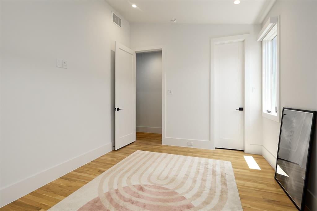 Mecca Place Ph 1 - Residential Lease