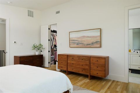 Tiny photo for 1844 Mecca Street, Dallas, TX 75206 (MLS # 21079971)