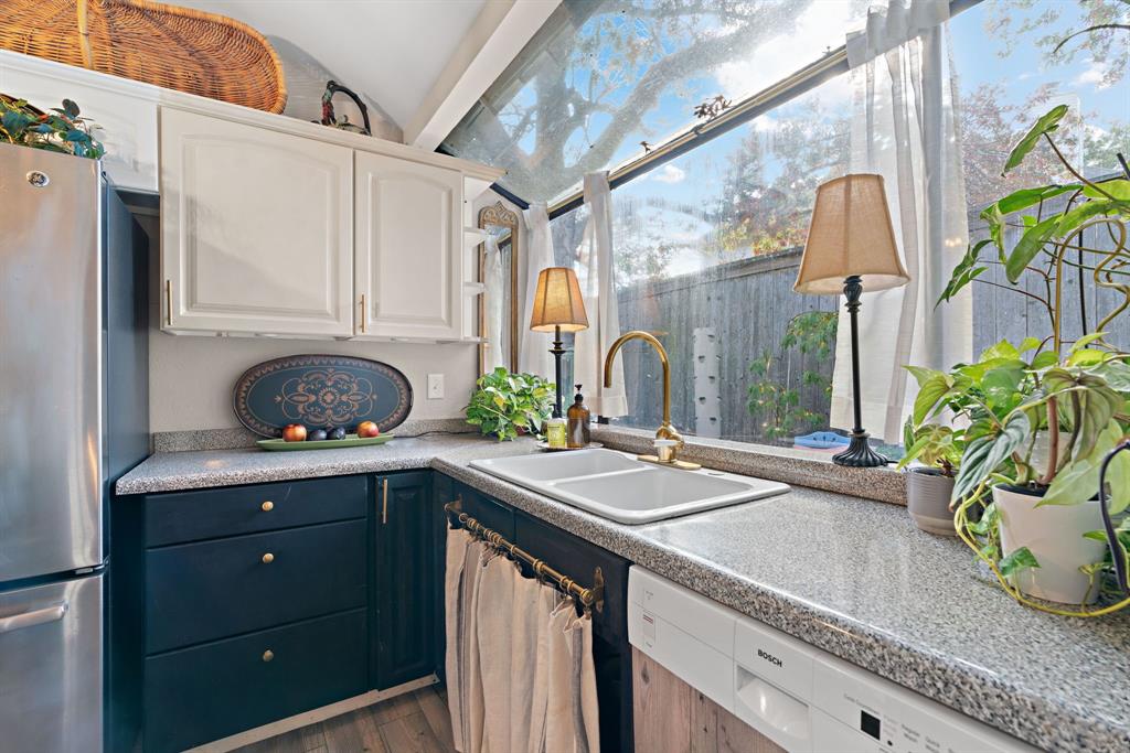 Midway Villas - Residential