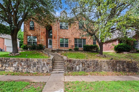 Photo of 1930 Wind Lake Circle, Garland, TX 75040 (MLS # 21384816)