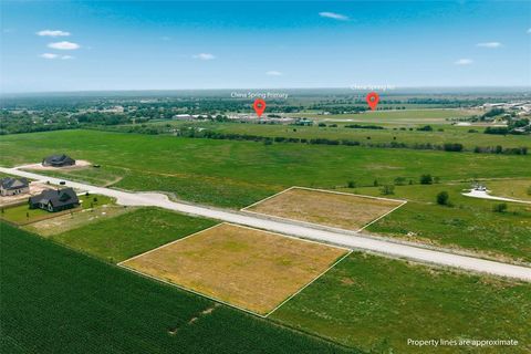 Photo of 259 Lacek Mill Rd, China Spring, TX 76633 (MLS # 21258296)