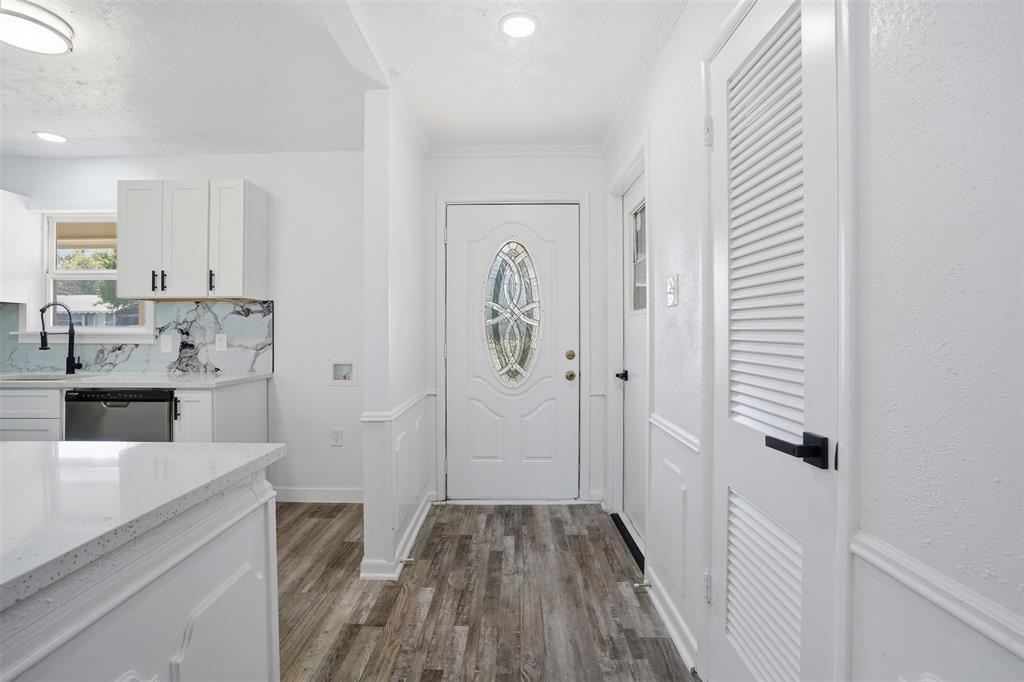 1409 Cloverdale Drive