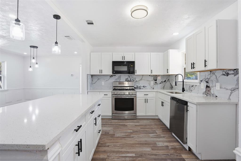 1409 Cloverdale Drive