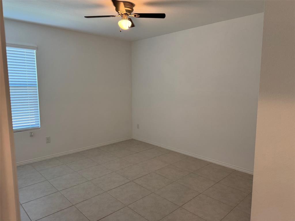 5651 Bristle Leaf Drive