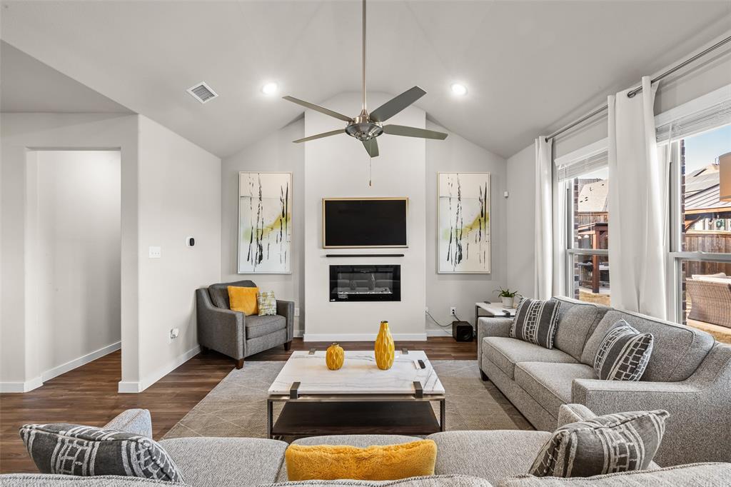 Ventana - Residential