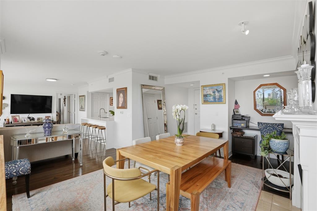 4242 Lomo Alto Drive N84