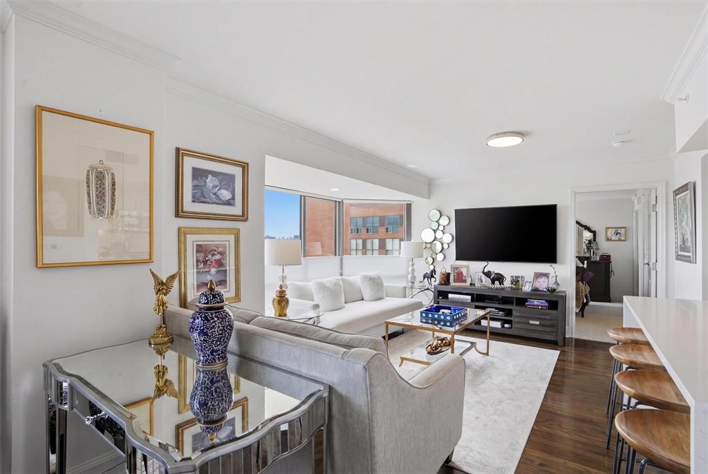 4242 Lomo Alto Drive N84