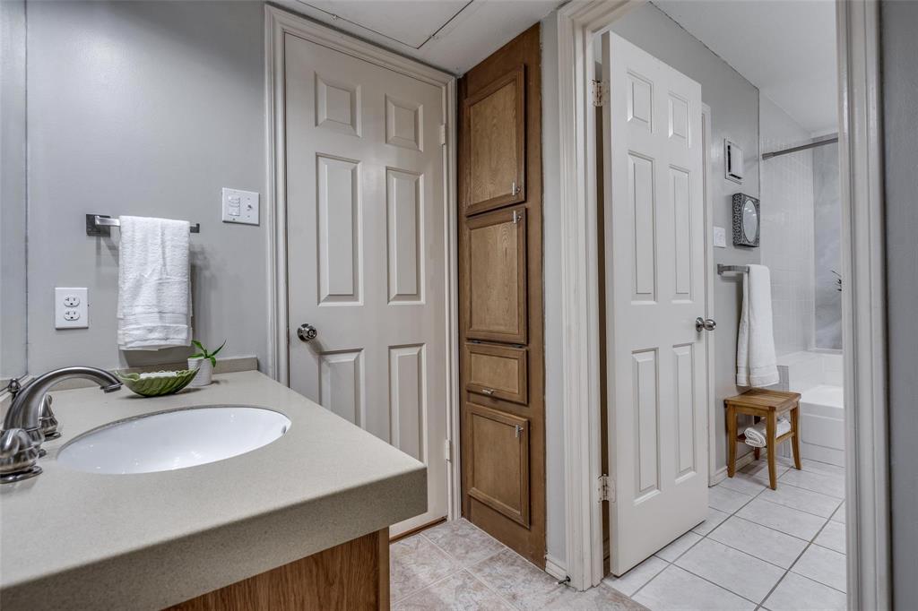 Valley of Bent Tree Condos - Residential