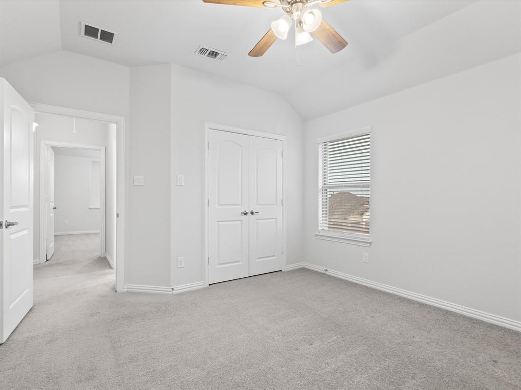 Burleson, Texas 76028, United States, 5 Bedrooms Bedrooms, ,4 BathroomsBathrooms,Residential,Active,139948