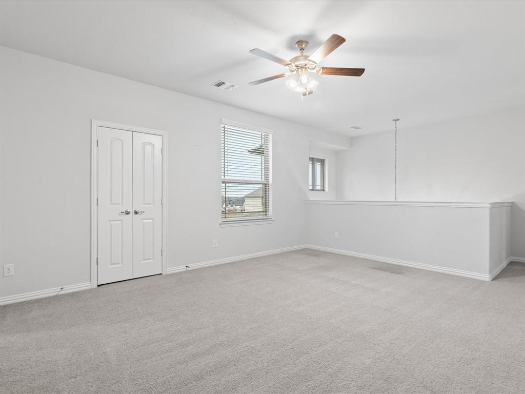 Burleson, Texas 76028, United States, 5 Bedrooms Bedrooms, ,4 BathroomsBathrooms,Residential,Active,139948