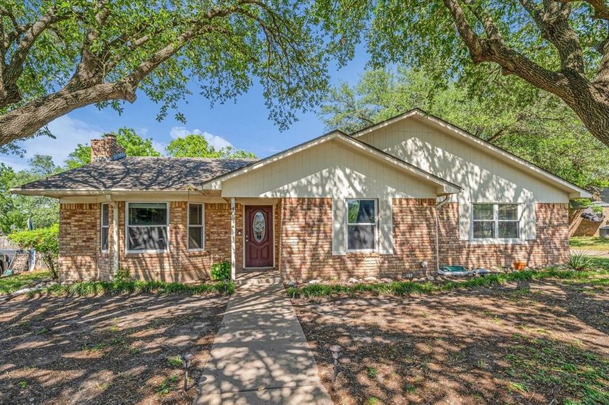 Welcome to this beautiful home nestled in the heart of Hewitt; known for its large lots, mature trees, and peaceful streets. Desired Midway School District! This home offers both style and substance on a generous .42-acre lot. No popcorn ceilings here! The spacious living room features a cozy wood-burning fireplace, mantel, and bay window - perfect for relaxing or entertaining. The kitchen features granite countertops, stainless steel appliances, counter space for stools and tiled floors with laminate floors extending throughout the rest of the home. No carpet!
All the bedrooms are spacious, and the primary suite includes double sinks and two walk-in closets. Yes, two! Vinyl windows from Window World bring in natural light while improving energy efficiency (age unknown). Additional highlights include: oversized side-entry 2-car garage with extra parking space, replaced sewer line (2019), new roof (2021), updated electrical panel (2022), new water heater and garage door opener (2025)
The covered back patio and lush landscaping with shade trees, crepe myrtles, and perennials create a peaceful outdoor retreat. The spacious backyard offers endless potential like add a pool, workshop, vegetable garden, or play area. Don’t miss the opportunity to own this well-maintained gem in a fantastic location. This home is ready for you to move in!