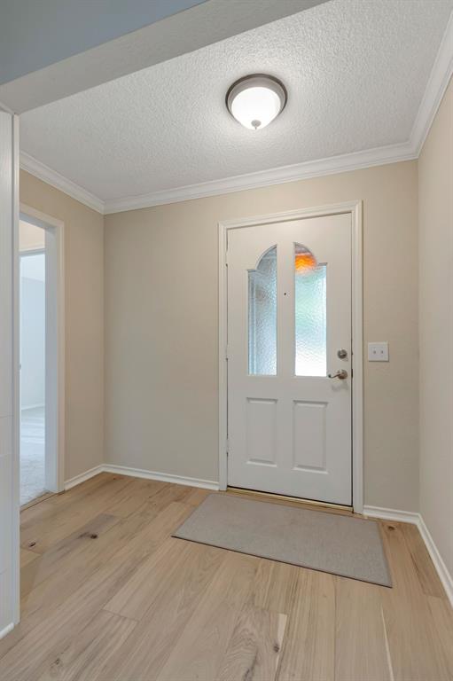 2049 Liverpool Drive