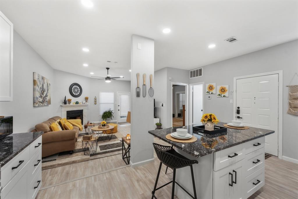 Oaks On The Bend Condos Ph 01-04 - Residential