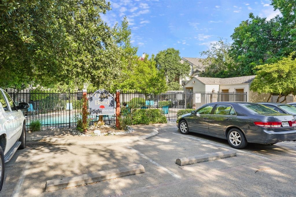 Oaks On The Bend Condos Ph 01-04 - Residential